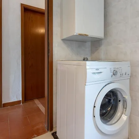 Appartamento Guesthost - House With Terrace! *